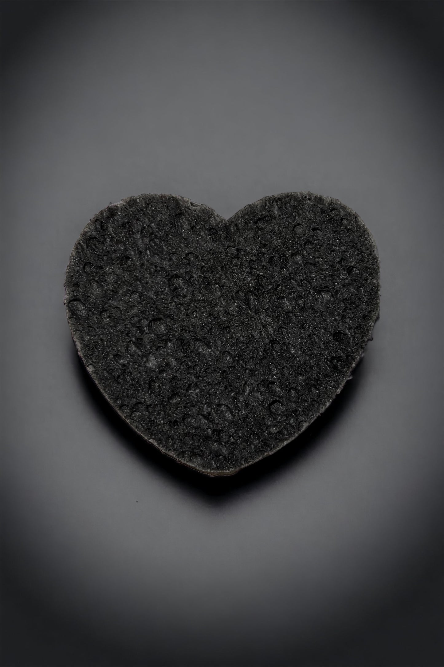 BLACK HEART (15) Exfoliating & Cleansing Sponges